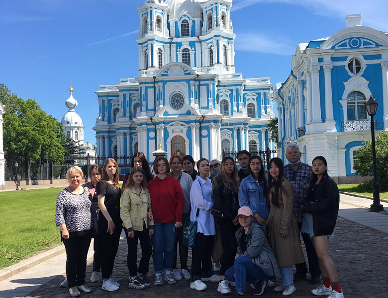 Студенты 3 курса на практике в Санкт-Петербурге